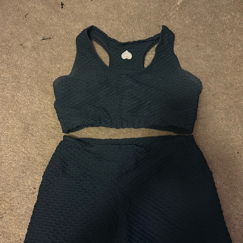 Dark blue croco booty by Brabants set